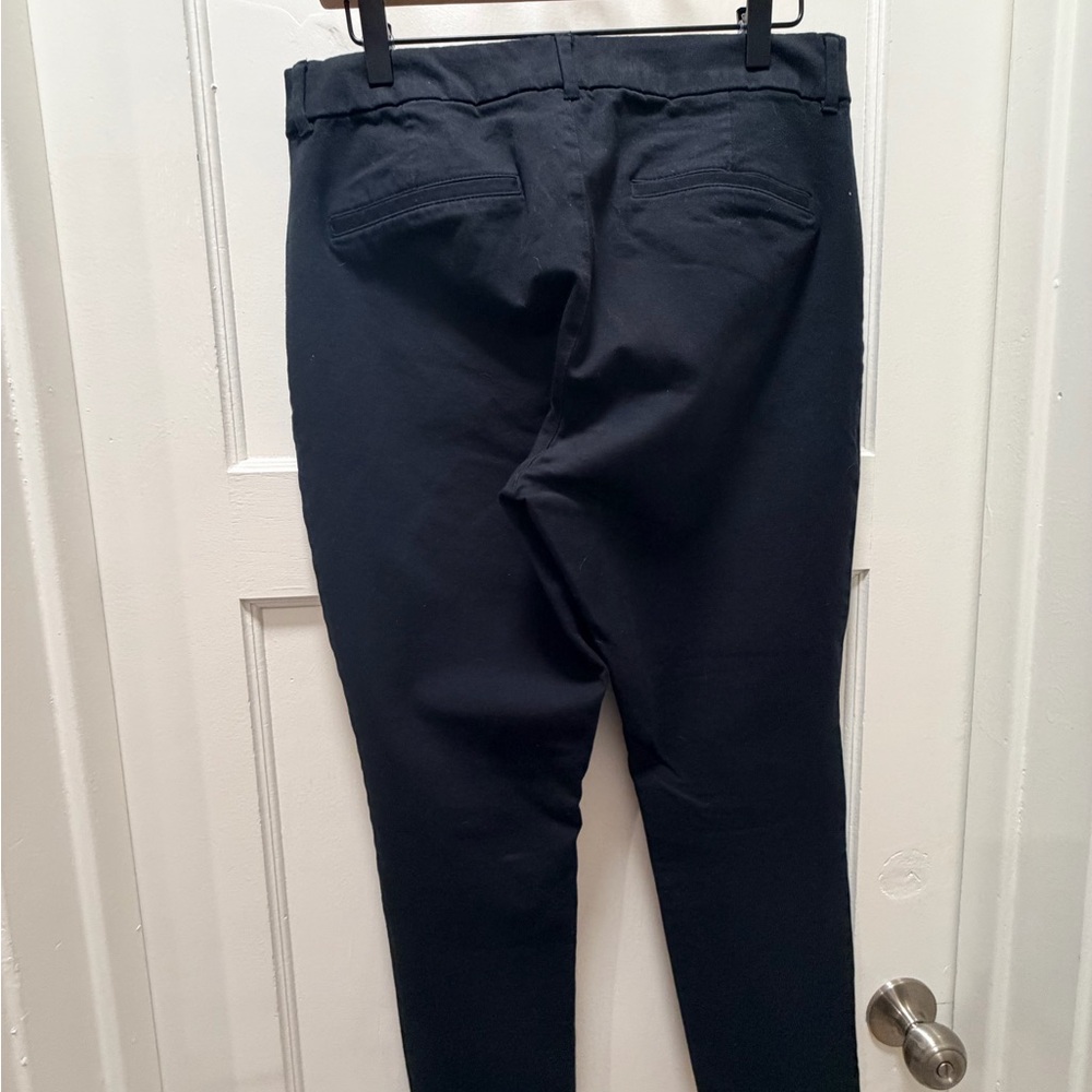 Old Navy Pixie Skinny High-Rise Pants Size 12 – Red / Black / Coral / Olive - Picture 5 of 9
